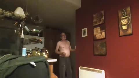 tetuo2 online show from September 15, 2025, 1:27 am