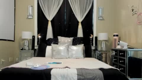 peachy online show from April 23, 2026, 8:55 pm