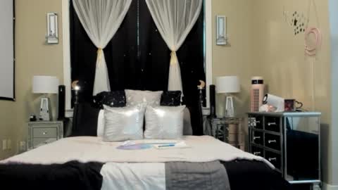 peachy online show from April 26, 2026, 7:55 pm