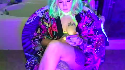 Snapshot of texaspregogrllll chatting on June 3, 2026, 2:33 pm TEXASGIRLLLL online show from June 3, 2026, 2:33 pm