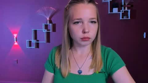 Snapshot of teya_starling chatting on May 11, 2026, 7:47 am teya_starling online show from May 11, 2026, 7:47 am