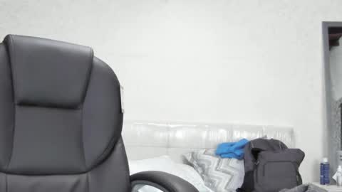 Snapshot of teylor_creed chatting on February 22, 2025, 1:11 am teylor creed online show from February 22, 2025, 1:11 am