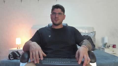Snapshot of teylor_creed chatting on February 28, 2025, 8:07 pm teylor creed online show from February 28, 2025, 8:07 pm