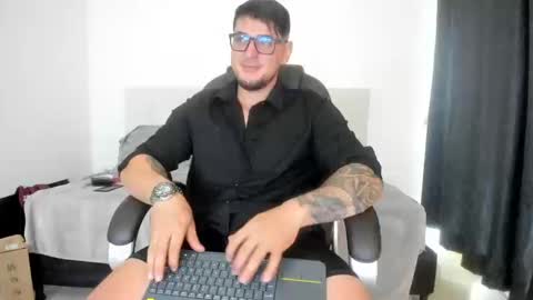Snapshot of teylor_creed chatting on October 18, 2025, 9:04 pm teylor creed online show from October 18, 2025, 9:04 pm