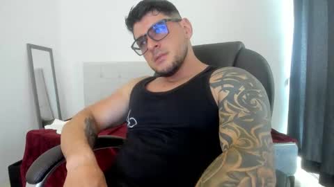 Snapshot of teylor_creed chatting on October 27, 2025, 8:24 pm teylor creed online show from October 27, 2025, 8:24 pm