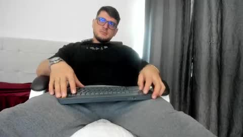 Snapshot of teylor_creed chatting on November 1, 2025, 2:52 pm teylor creed online show from November 1, 2025, 2:52 pm