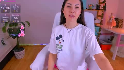 Teylor Fly online show from March 19, 2026, 8:18 am