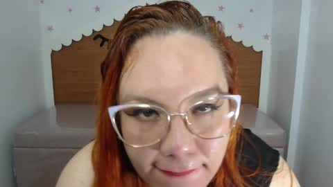 tezzaniut_t online show from April 10, 2026, 1:27 pm