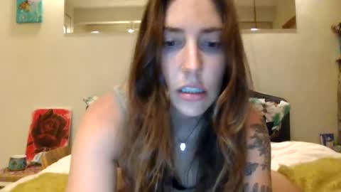 Snapshot of tfeather0532 chatting on July 4, 2026, 4:18 am Tessa online show from July 4, 2026, 4:18 am