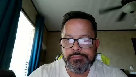 tgchkn86 online show from September 26, 2025, 6:12 pm