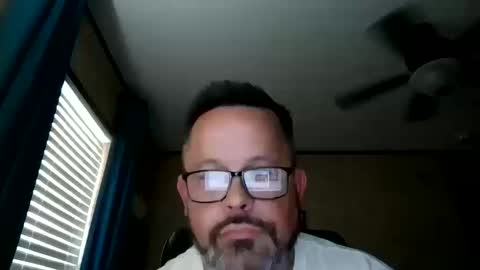 tgchkn86 online show from October 10, 2025, 6:07 pm