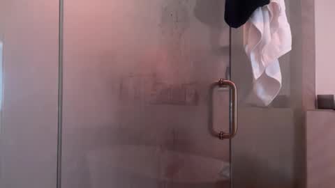 Snapshot of tgirltoesx chatting on November 24, 2025, 6:51 pm babygirlmami online show from November 24, 2025, 6:51 pm