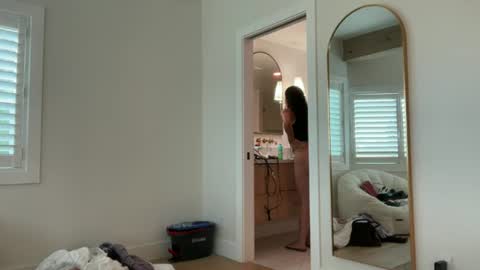 Snapshot of tgirltoesx chatting on June 18, 2026, 10:47 pm babygirlmami online show from June 18, 2026, 10:47 pm
