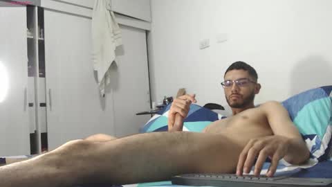 INSTAGRAM   Th1rss online show from February 7, 2026, 5:05 pm