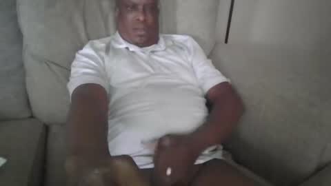 thadax197 online show from June 12, 2026, 10:52 pm