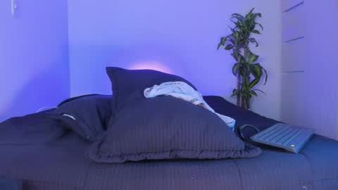 thadeo_king online show from May 11, 2026, 2:45 pm