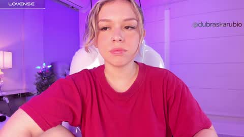 Snapshot of thalia21_ chatting on December 22, 2024, 8:16 am Thalia21 online show from December 22, 2024, 8:16 am