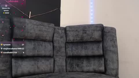  Thalia Anderson  online show from March 12, 2025, 6:44 pm