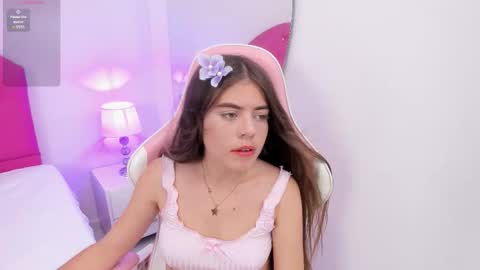 Thalia  online show from February 25, 2026, 7:45 pm