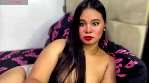 Ms. Thalia online show from December 4, 2025, 5:39 am