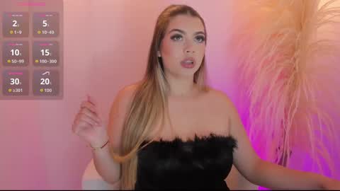 Snapshot of thaliafox_ chatting on October 16, 2025, 12:00 am  Thalia online show from October 16, 2025, 12:00 am