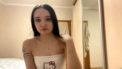 Yumi online show from February 12, 2026, 3:07 pm