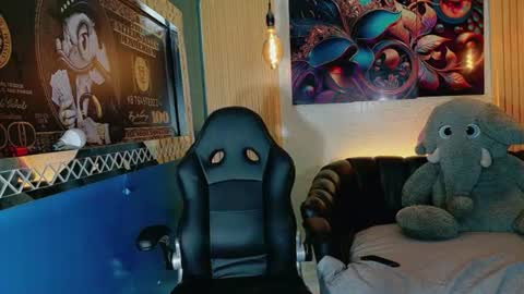 thamara_roberts online show from July 18, 2026, 9:07 pm