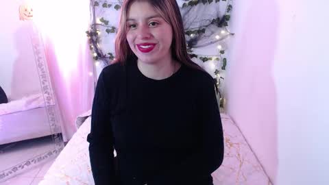   online show from October 23, 2025, 6:17 pm