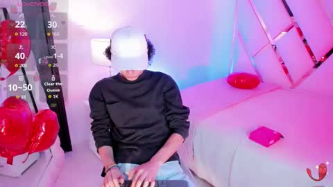 thanier_18 online show from February 14, 2026, 7:21 pm