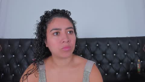 thara webstter online show from December 16, 2024, 11:44 am