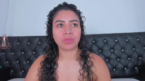 thara webstter online show from December 31, 2024, 11:42 am