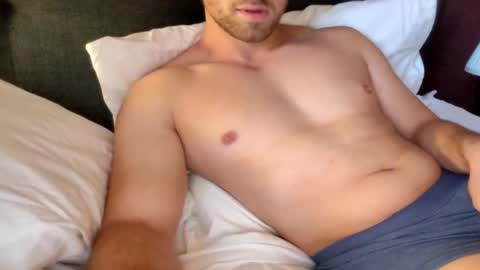 Snapshot of thatgymlad chatting on November 25, 2025, 9:20 am thatgymlad online show from November 25, 2025, 9:20 am