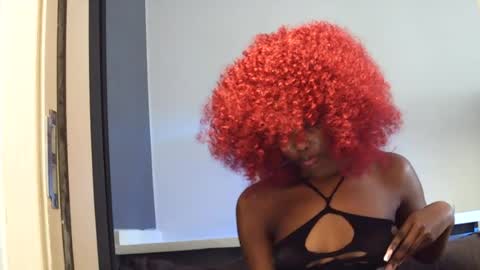 Snapshot of thathoneygirl chatting on July 22, 2026, 8:28 am Shiellat online show from July 22, 2026, 8:28 am