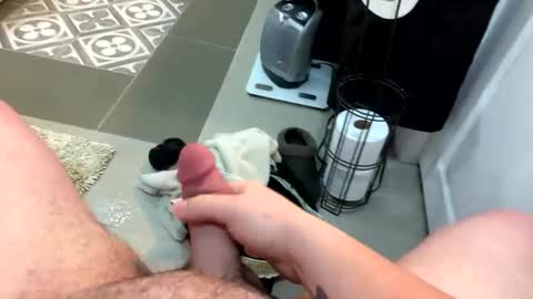 thathungboy0 online show from March 9, 2025, 1:35 am