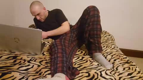 Snapshot of thatman1997655 chatting on March 25, 2026, 3:45 am thatman1997655 online show from March 25, 2026, 3:45 am