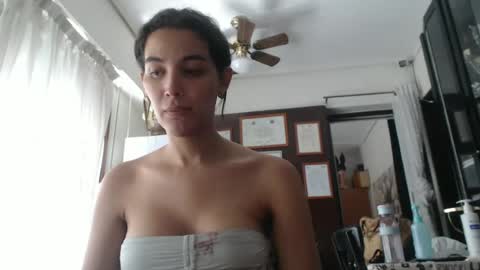 Snapshot of thayanizreal chatting on June 19, 2026, 12:31 pm thayanizreal online show from June 19, 2026, 12:31 pm