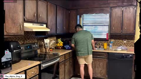 Snapshot of the_alpha_dog_xxx chatting on June 2, 2026, 3:58 pm the_alpha_dog_xxx online show from June 2, 2026, 3:58 pm