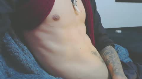 GIORGGIO online show from November 19, 2025, 2:55 am