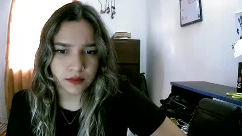 Snapshot of the_crow_18 chatting on June 16, 2026, 7:49 pm liz online show from June 16, 2026, 7:49 pm
