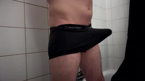 Snapshot of the_delicious_19 chatting on March 12, 2025, 4:56 pm the_delicious_19 online show from March 12, 2025, 4:56 pm