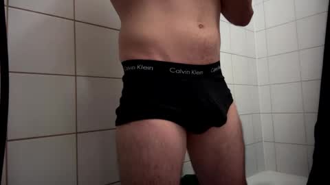 Snapshot of the_delicious_19 chatting on October 23, 2025, 4:06 pm the_delicious_19 online show from October 23, 2025, 4:06 pm