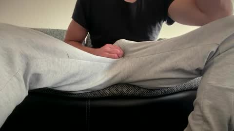 Snapshot of the_delicious_19 chatting on February 22, 2026, 3:54 pm the_delicious_19 online show from February 22, 2026, 3:54 pm