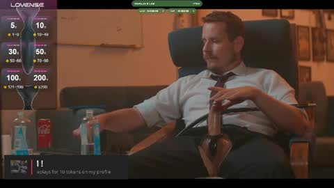 Snapshot of the_dilf chatting on June 10, 2026, 5:34 pm The DILF - online show from June 10, 2026, 5:34 pm