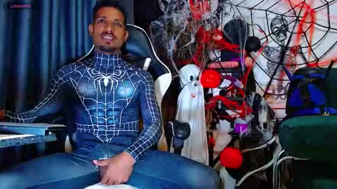 the dog lian online show from November 1, 2025, 2:30 pm