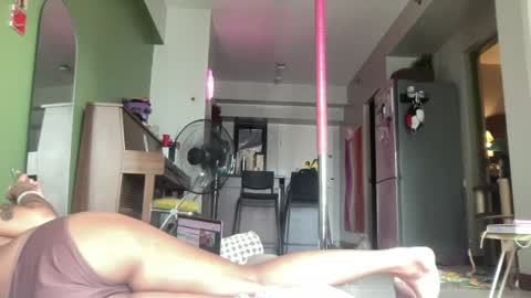 the_emmarouge online show from April 11, 2026, 1:10 am