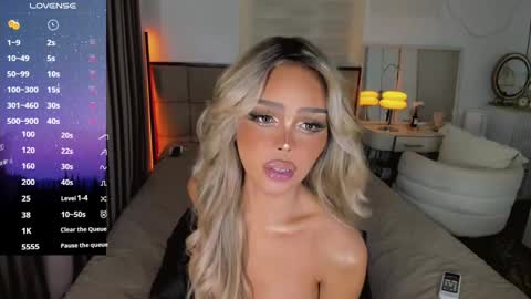 nabi butterfly online show from December 22, 2024, 2:16 pm