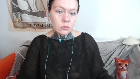 Snapshot of the_ice_woman chatting on October 3, 2025, 2:30 am the_ice_woman online show from October 3, 2025, 2:30 am