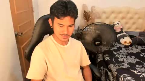 Snapshot of the_killian_jones chatting on July 25, 2026, 10:57 am ken online show from July 25, 2026, 10:57 am