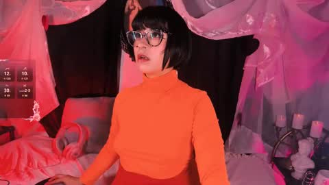 Snapshot of the_kitty_roxy chatting on February 18, 2025, 5:09 am ... ... online show from February 18, 2025, 5:09 am