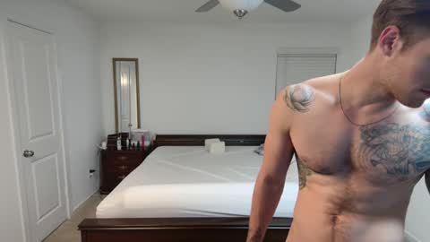 Snapshot of the_lucas_king chatting on September 27, 2025, 1:10 am Lucas King online show from September 27, 2025, 1:10 am